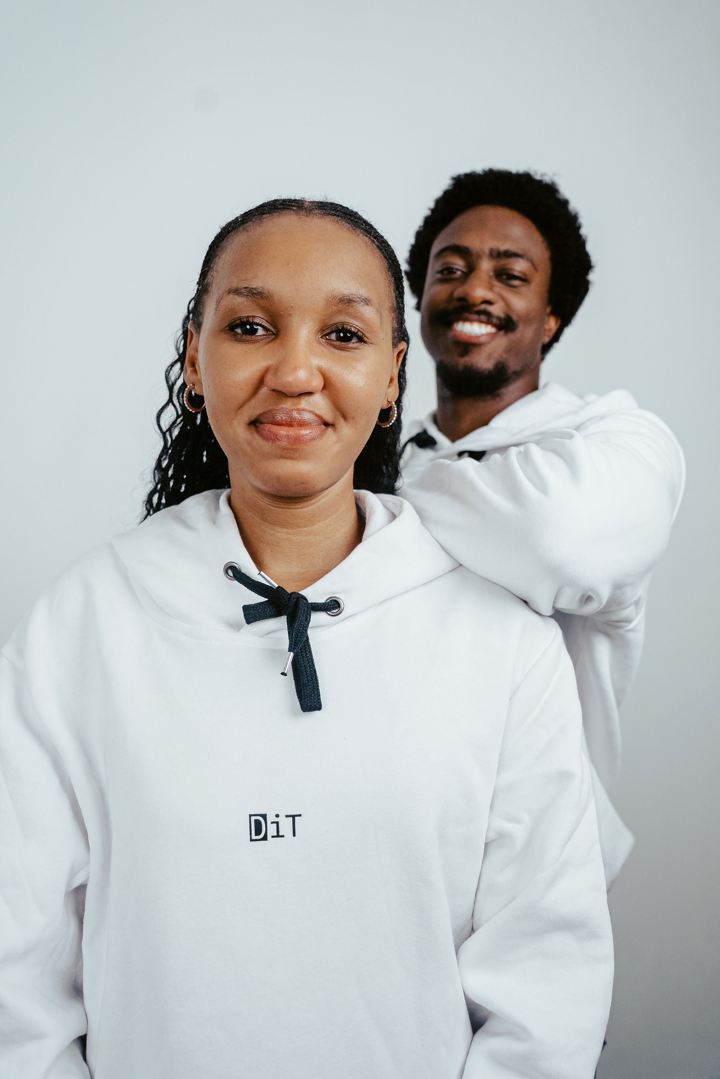 Long sleeve hoodie in discreet design