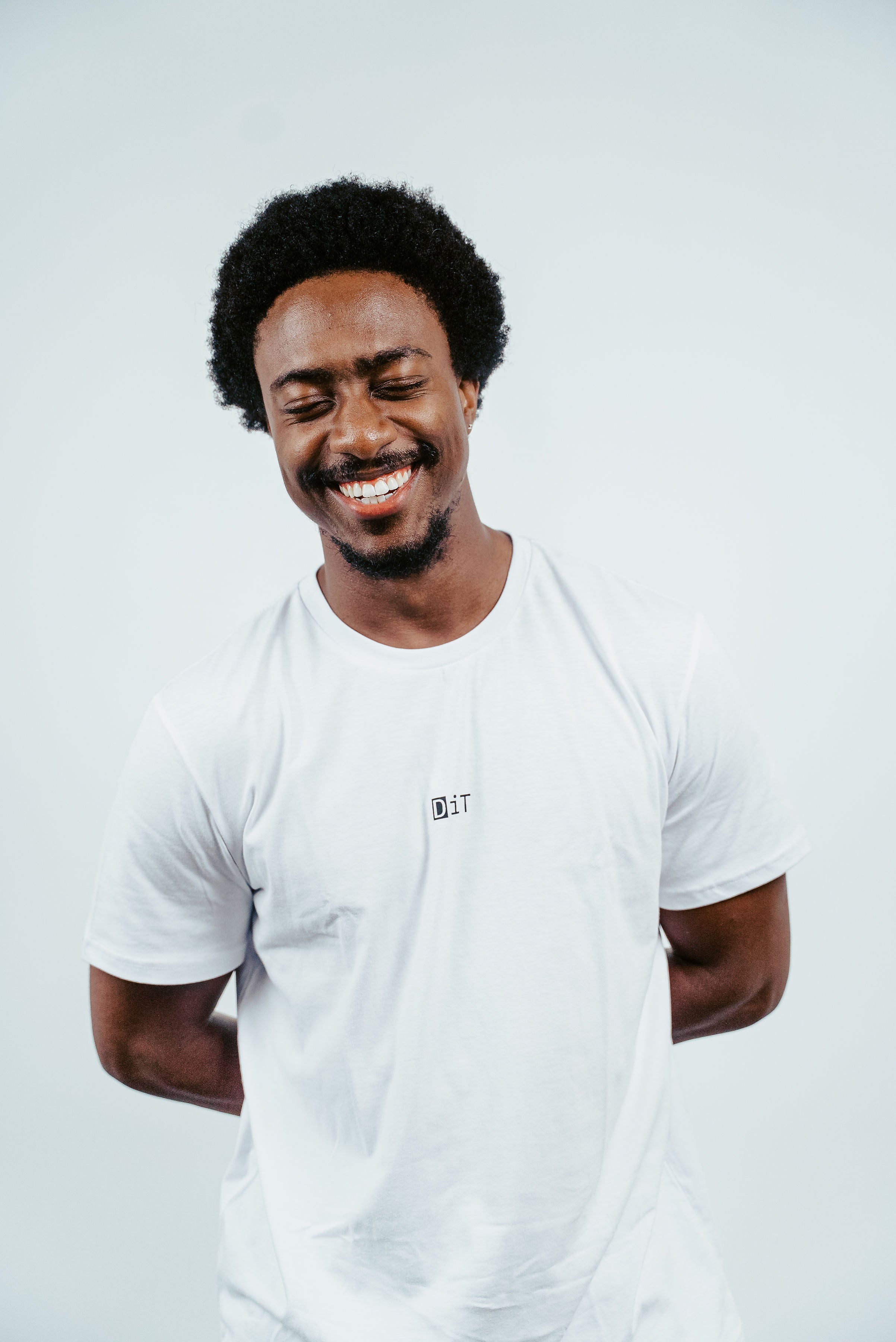 Short sleeve t-shirt in discreet design